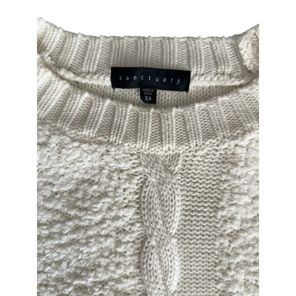 Sanctuary Snuggle Cable-Knit Sweater Winter White Sz XS Fuzzy Mixed Yarn Pattern